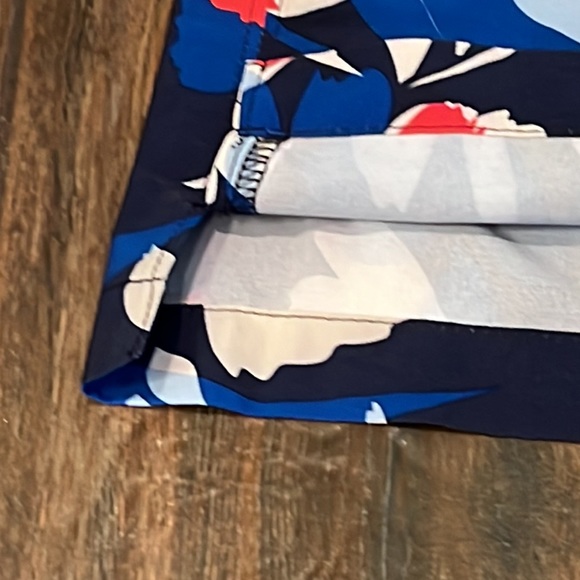 🚤 NWT Tommy Bahama brand women’s skort with four pockets - Picture 2 of 10